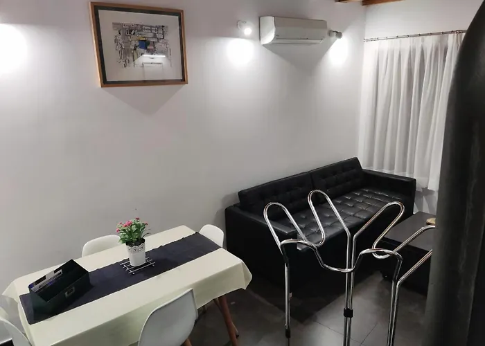 Duplex En La Juderia De 아파트 *