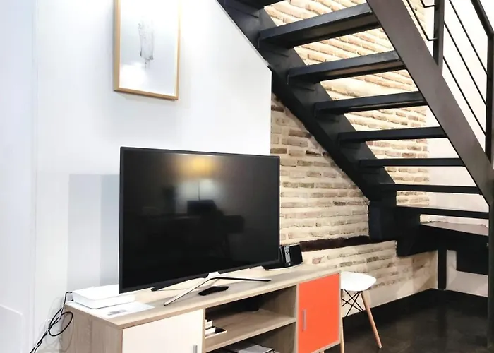 아파트 Duplex En La Juderia De *