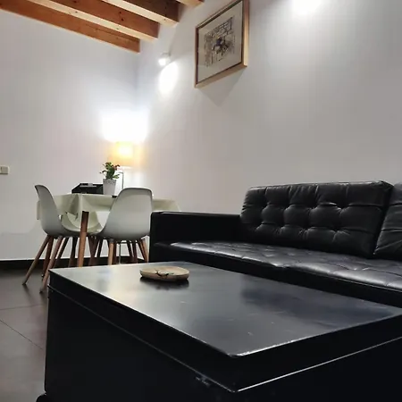 Duplex En La Juderia De *