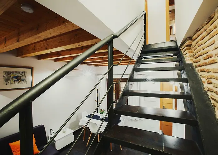 Lejlighed Duplex En La Juderia De *